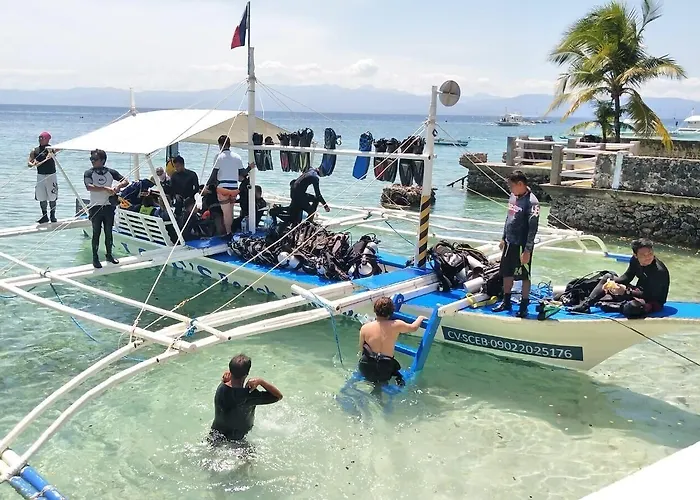 Resort Love'S Beach & Dive Resort